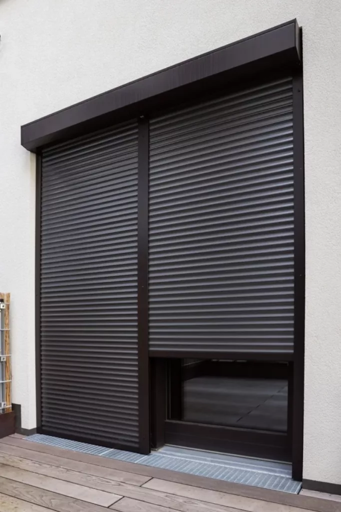 Bp Omni Pose De Fenetre Alu Pvc Bois A Versailles Volets 3