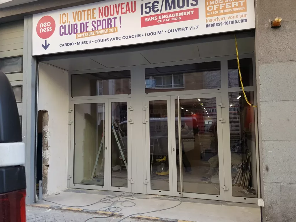 Bp Omni Pose De Fenetre Alu Pvc Bois A Versailles Porte Img 05
